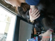 对白搞笑淫荡骚男路边搭讪与老公打架被丢到大马路上的黑丝无内美少妇拉到没人地方激情车震高潮叫的是真爽