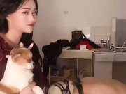 00后媚妖TS妖月小姐 调教贱狗，给妈妈磕一百个头，贱狗，起来舔妈妈的鸡巴，叫二哈爸爸，叫到它汪汪为止，对白风趣！