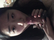 大二骚女儿叫爸爸口交后入高潮说不行了